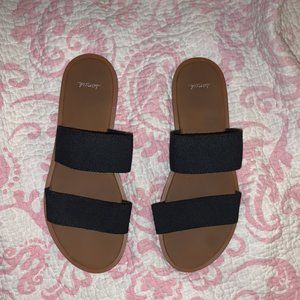 Sanuk Black Sandals